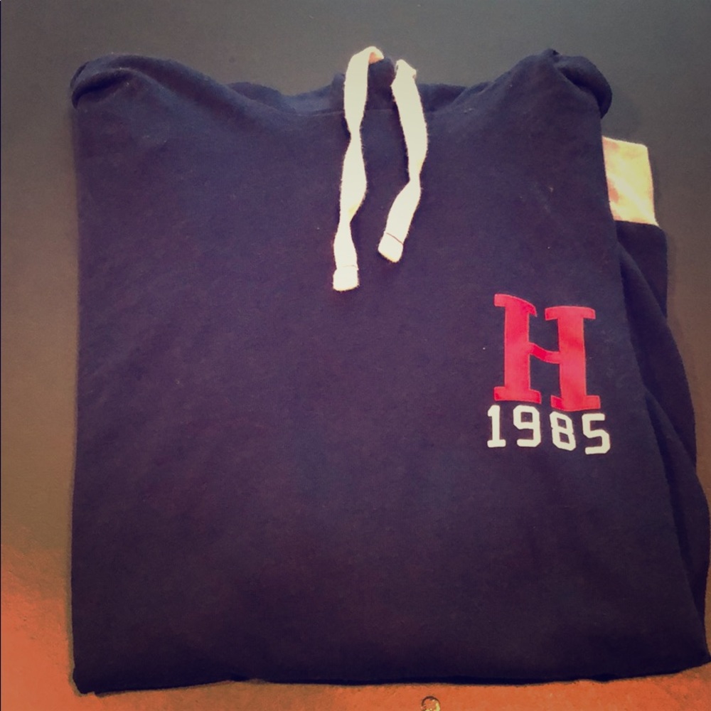 Men’s sweatshirt